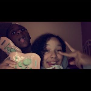 Meet your Posher, Mia